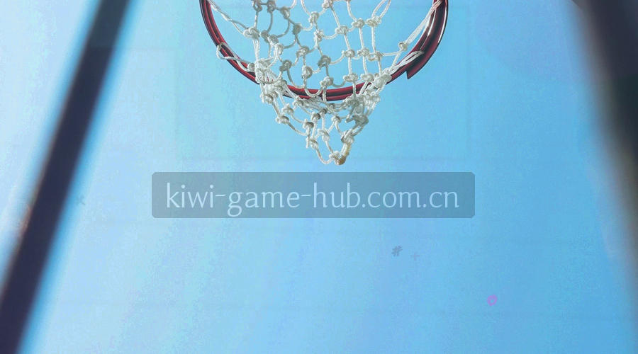 抽象足球场中数据线条上升，绿色和橙色点缀